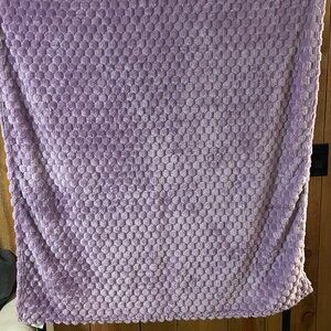 Medium Sized Fuzzy Purple Blanket (Light) Never Used